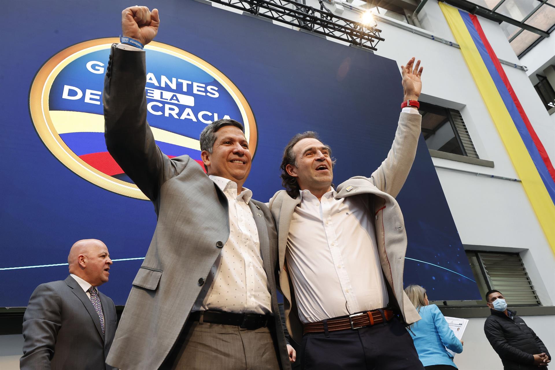 Federico Gutiérrez y Rodrigo Lara inscriben su candidatura