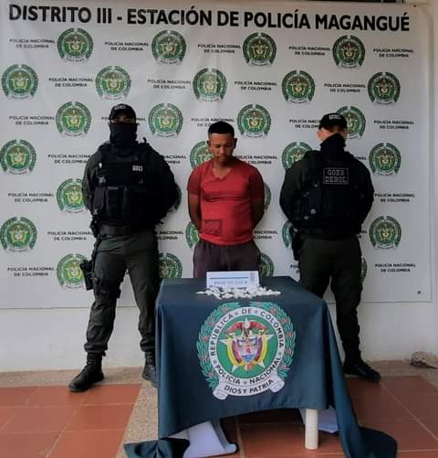 Policía nacional detiene a dos sujetos  cuando pretendían distribuir estupefaciente en la ciudad de Magangué