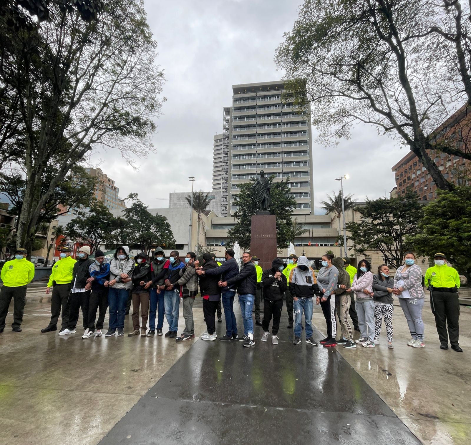 Trabajo articulado entre Alcaldía, Fiscalía y autoridades permitió desmantelar dos bandas criminales que operaban en el centro de Bogotá