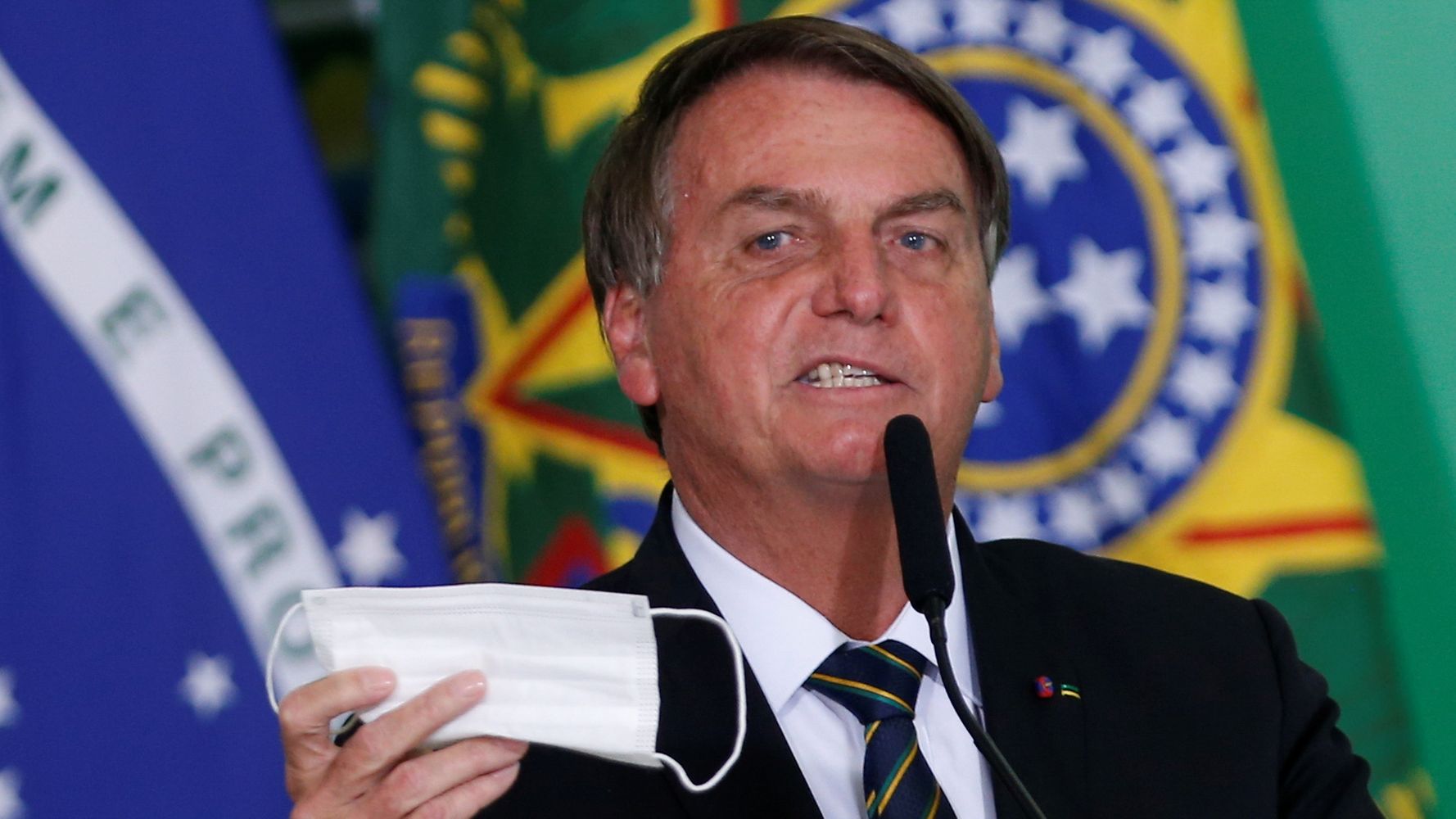 Bolsonaro le responde a Lula y afirma: «En Brasil somos contra el aborto»
