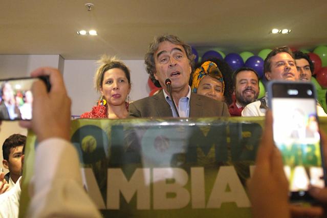 Coalición Centro Esperanza liderada por Sergio Fajardo, deja en libertad a sus miembros para la segunda vuelta en Colombia
