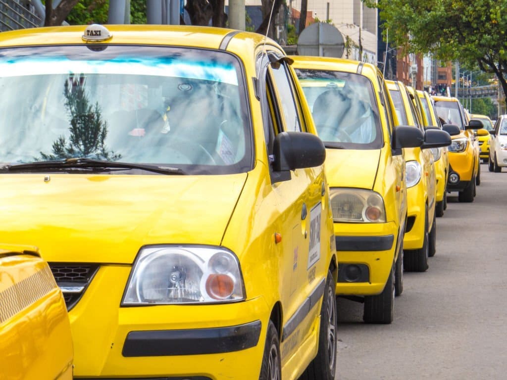 ¡Taxistas anuncian un paro nacional en protesta por el aumento de la Gasolina!