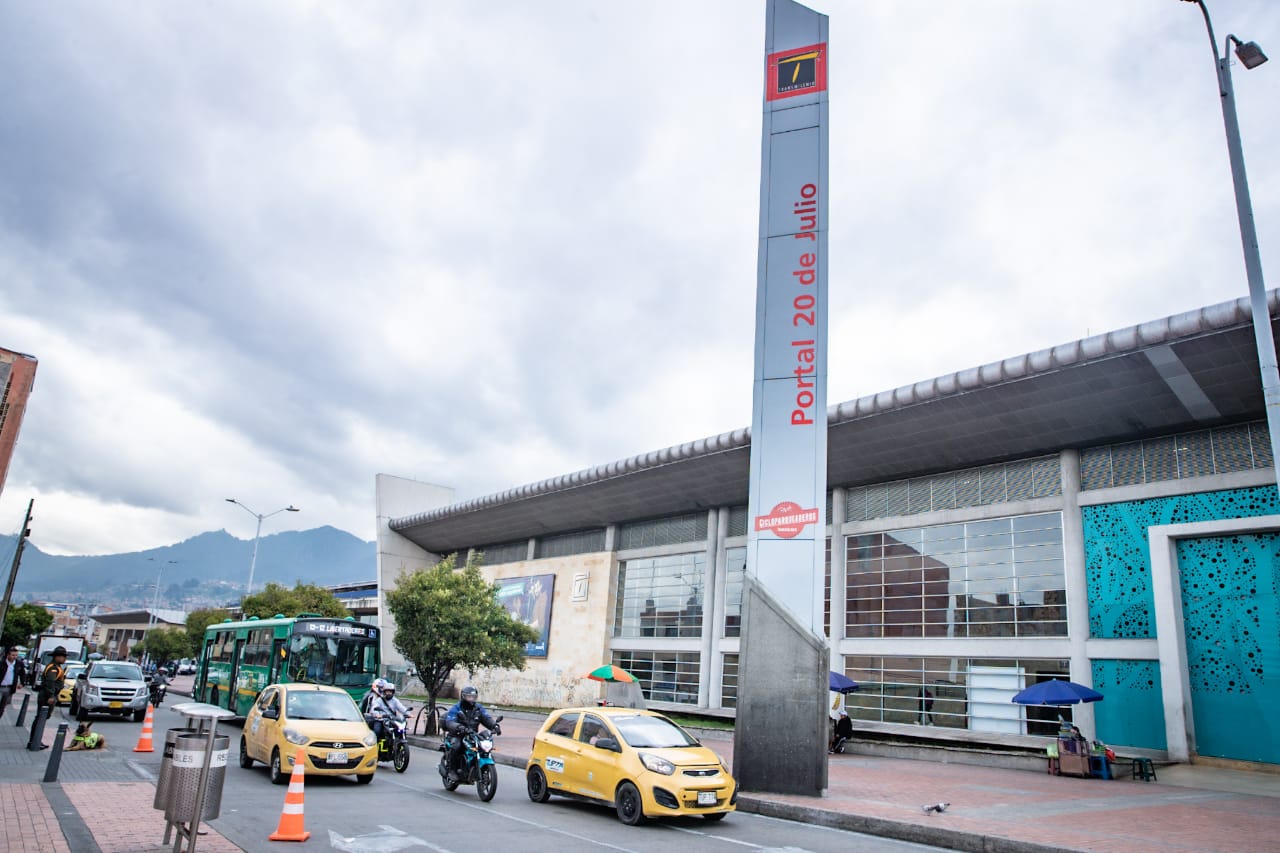 Alcaldía anuncia avances del cable aéreo de San Cristóbal y las obras de extensión de la Avenida Caracas