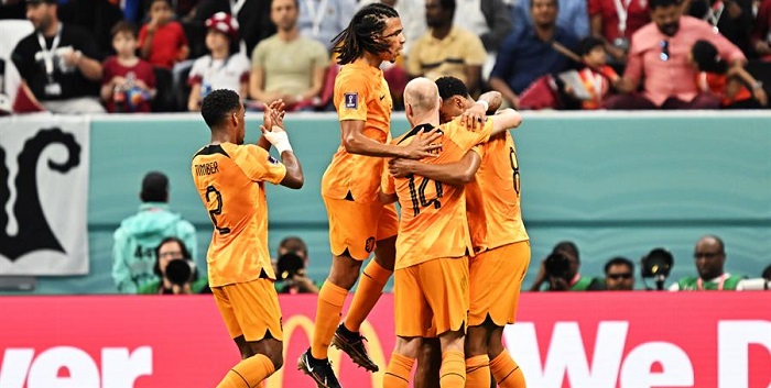 Países Bajos a octavos y Catar se va sin goles de su Mundial