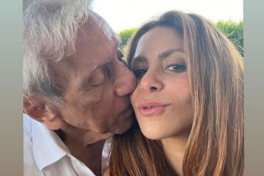 El padre de Shakira recibe alta tras más dos semanas ingresado en Barcelona