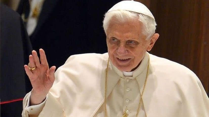 Luto en la iglesia católica. Falleció Benedicto XVI a la edad de 95 años.