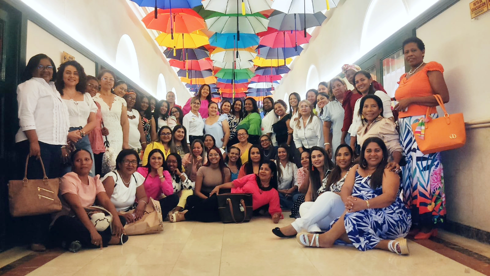 Estrategia ‘Mujer Maestra’ del Ministerio de Educación capacitó a 11 maestras de María La Baja