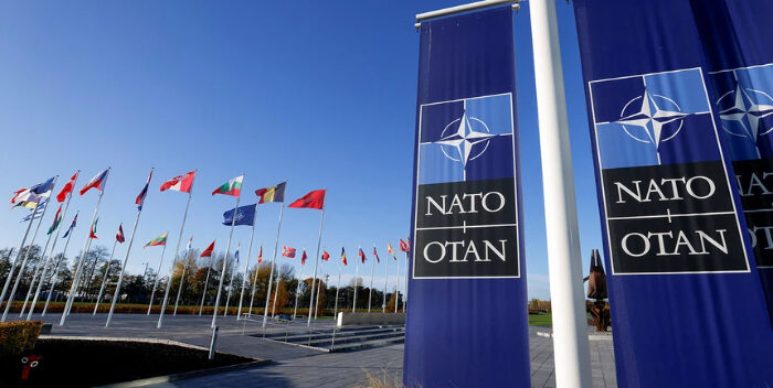 La OTAN celebra los «esfuerzos para reducir las tensiones» en Kosovo