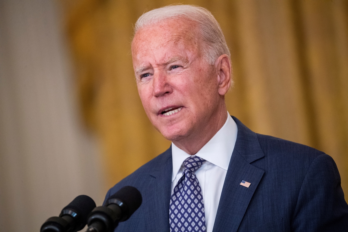 Critican a Joe Biden por declarar el Domingo de Pascua como Día de la Visibilidad Trans