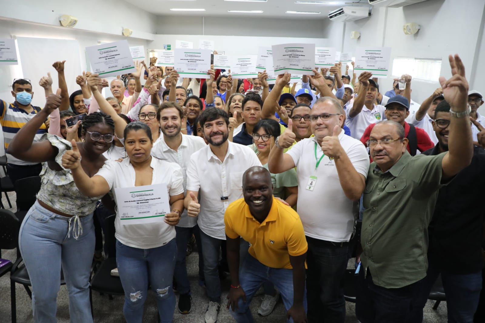 Alcalde Pumarejo en la Junta de Acción Comunal afirmó seguir construyendo con todos “la Barranquilla que soñamos”