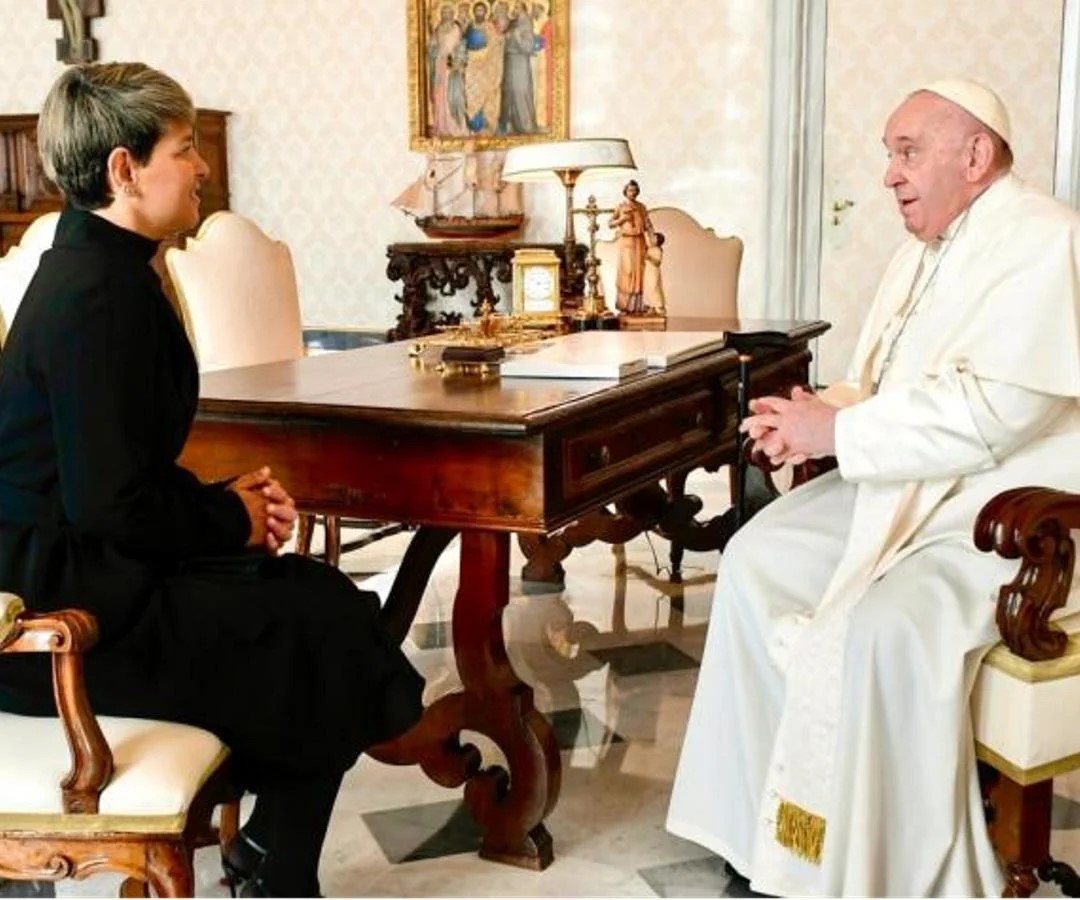 El Papa Francisco se reunió con Verónica Alcocer, primera dama de Colombia