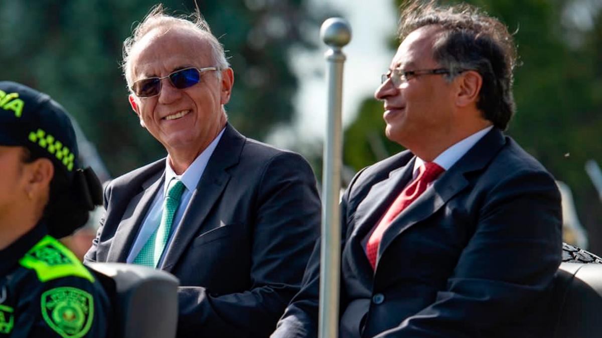 Acusación contra del ministro de defensa coloca tensa la relación entre Colombia y Guatemala