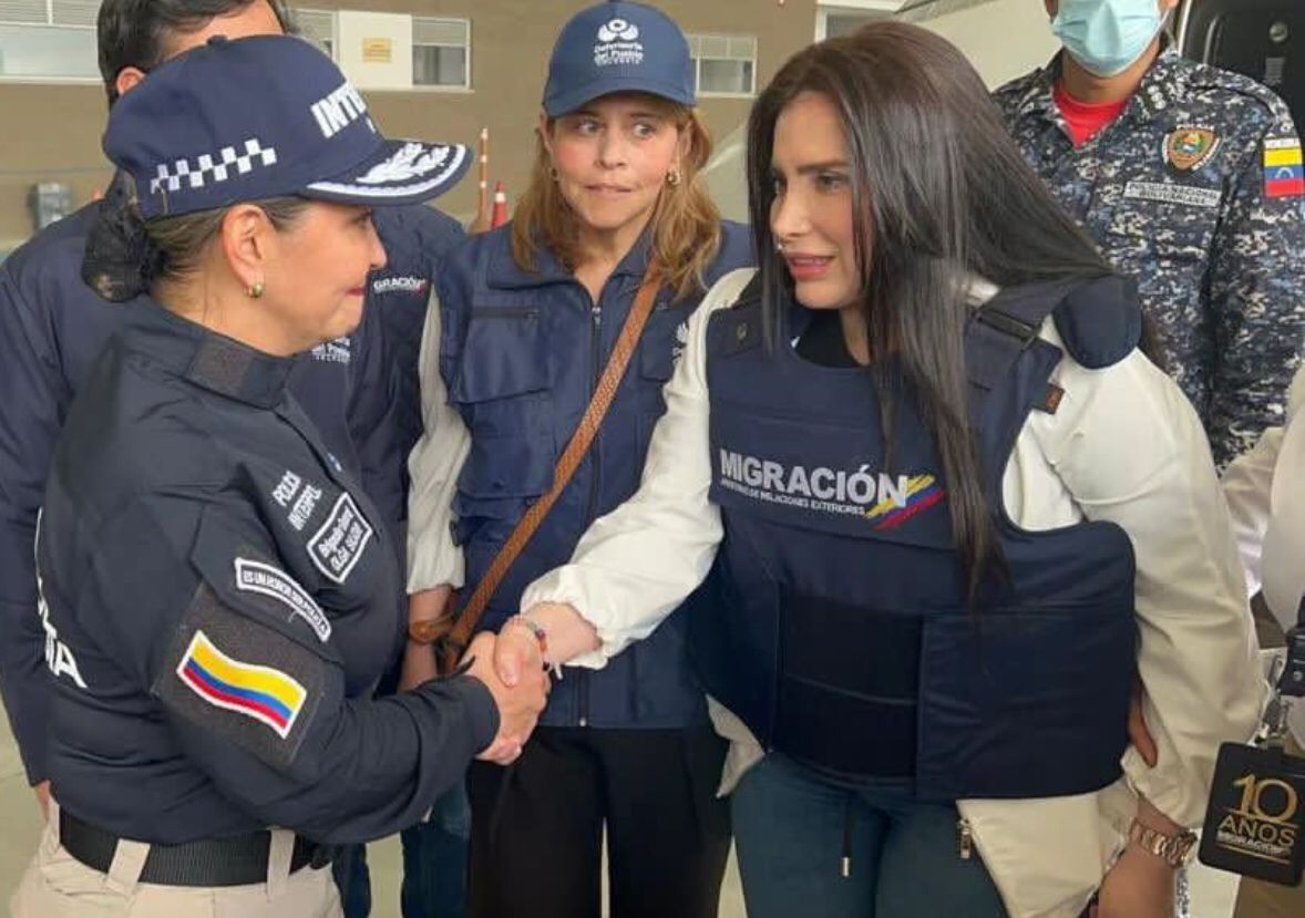 Llega al país Aida Merlano, extraditada de Venezuela a responder por los delitos que la acusan