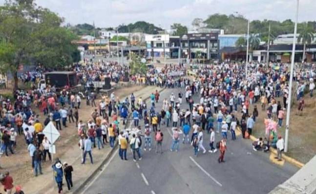 Paro minero instigado por Clan del Golfo lleva el caos en los departamentos de Antioquia y Córdoba