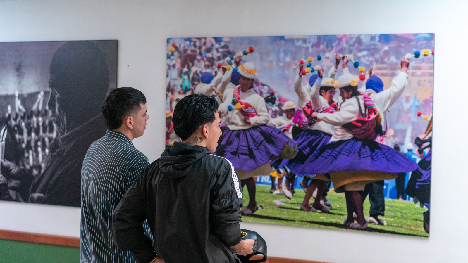 fotógrafos peruanos exhibieron su trabajo en la Casa de la Cultura Altavista