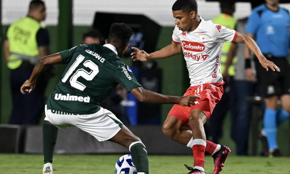 Independiente Santa Fe saca un empate a Goiás