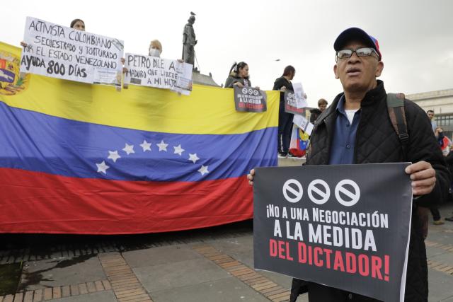 Reducido grupo de oposición venezolana pide a Petro «no negociar para Maduro»
