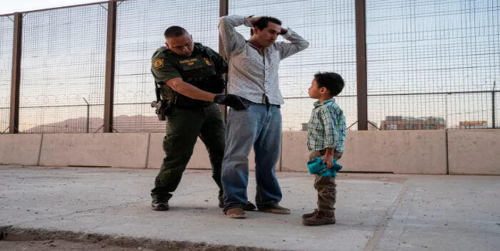 Las detenciones de migrantes en frontera de EEUU aumentaron 25 % en marzo