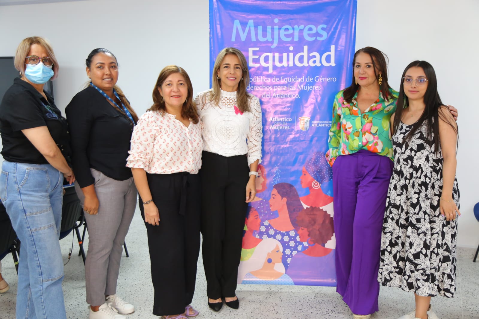 La Gobernación del Atlántico promovió el empoderamiento femenino realizando talleres de liderazgo político en seis municipios