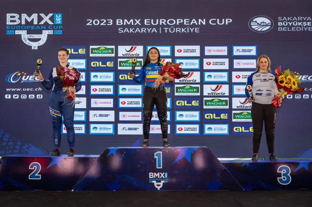 Ciclista colombiana Sharid Fayad triunfa en el 2023 UEC BMX European Cup en Turquía