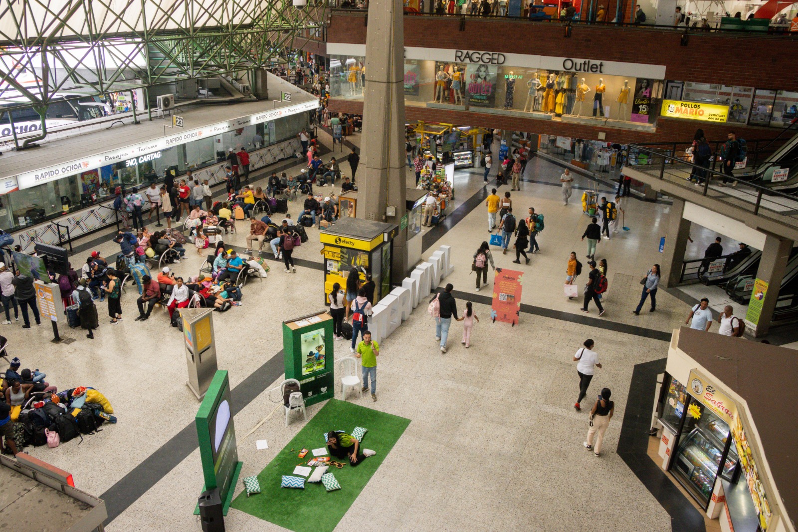 Cifra récord en terminales de Medellín: 2.700.000 pasajeros para estás vacaciones
