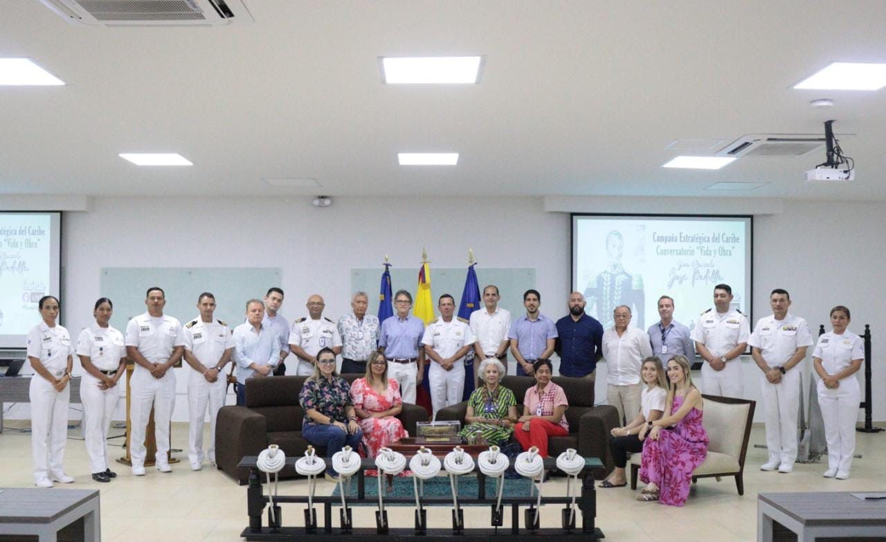 Armada de Colombia realiza conversatorio exaltando la memoria del gran almirante José Padilla López