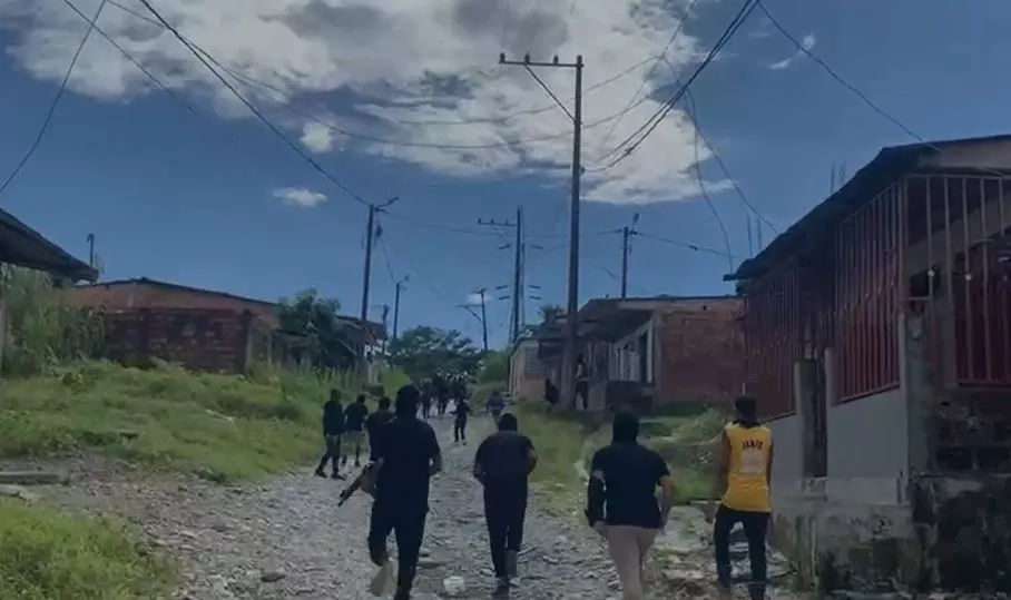 Policía refuerza patrullajes en Buenaventura ante crisis por bandas delincuenciales