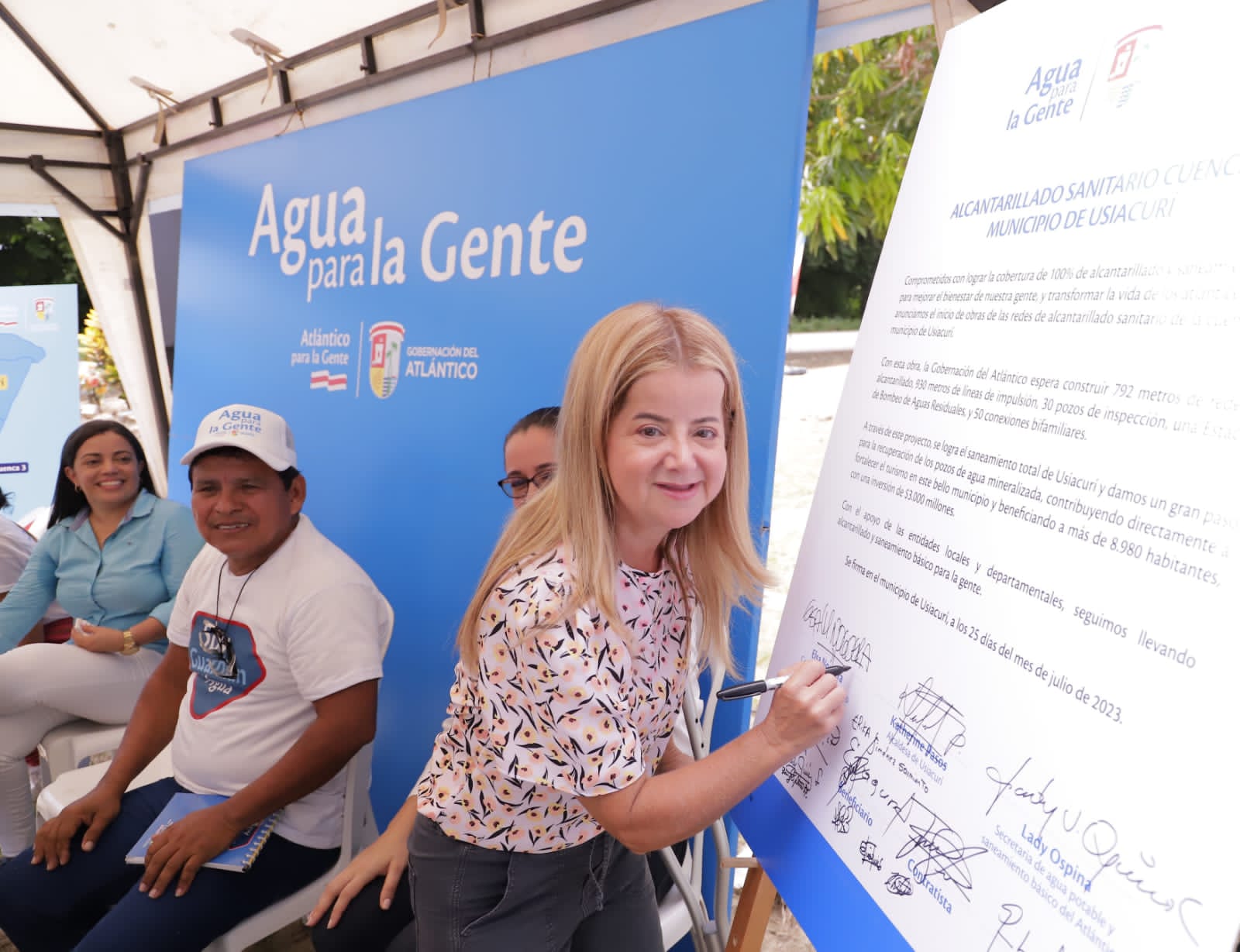 Elsa Noguera impulsa desarrollo en Usiacurí con alcantarillado y agua potable