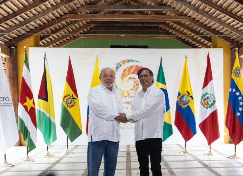 Presidentes Petro y Lula da Silva acuerdan proteger la selva Amazónica en reunión en Leticia