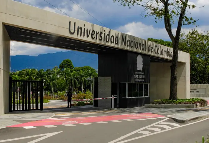 Accidente en laboratorio de Universidad Nacional en Medellín deja un muerto y dos heridos