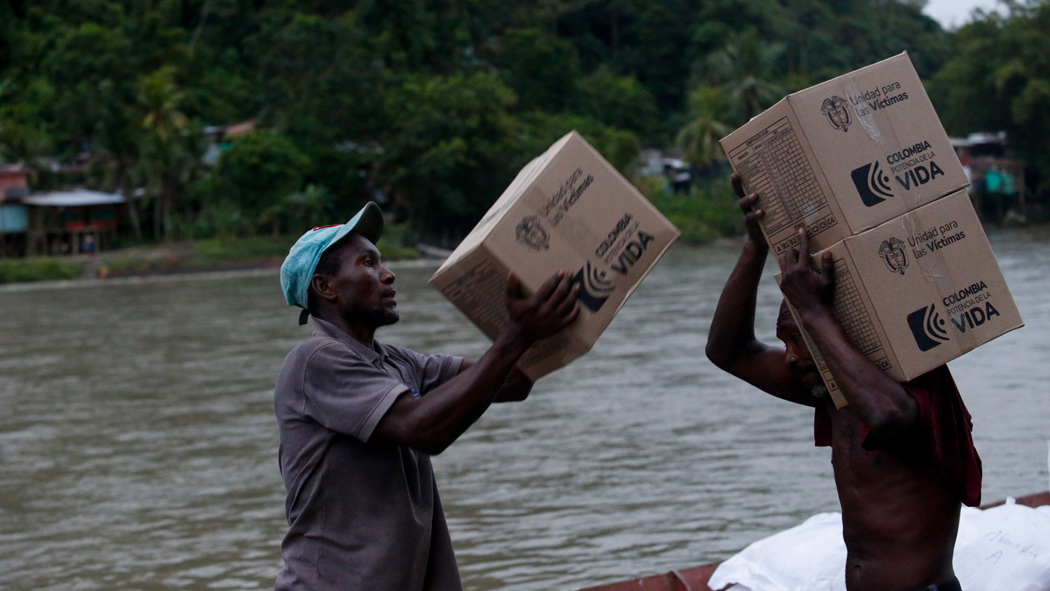 33 toneladas de ayuda humanitaria llegan a Sipí, Chocó, por confinamientos