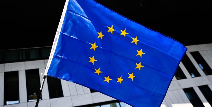 UE evalúa cómo entregar los activos de Rusia a Ucrania