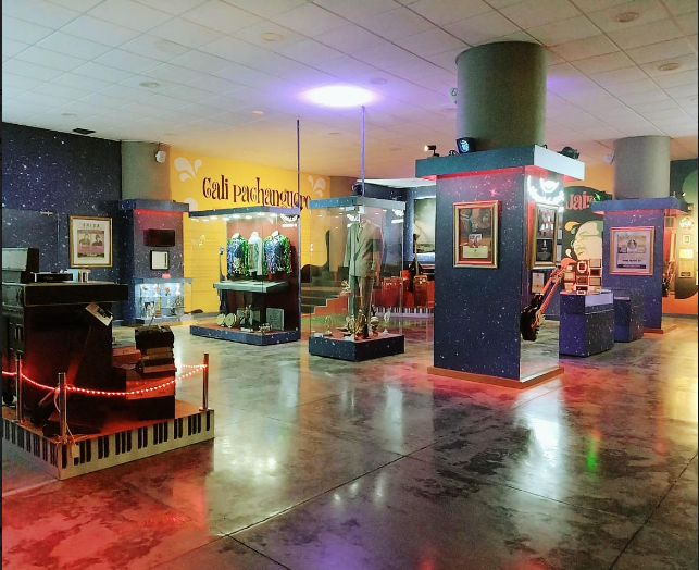 El Museo Jairo Varela presenta la exhibición “Tocando el Cielo con las Manos”