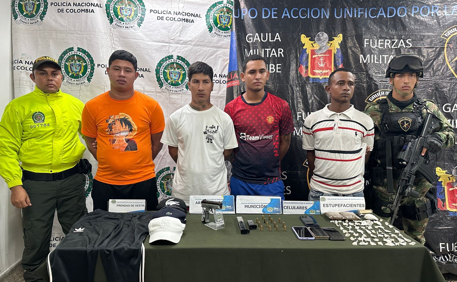 Cuatro personas fueron capturadas en Barranquilla debido a porte ilegal de arma de fuego y trafico de estupefacientes