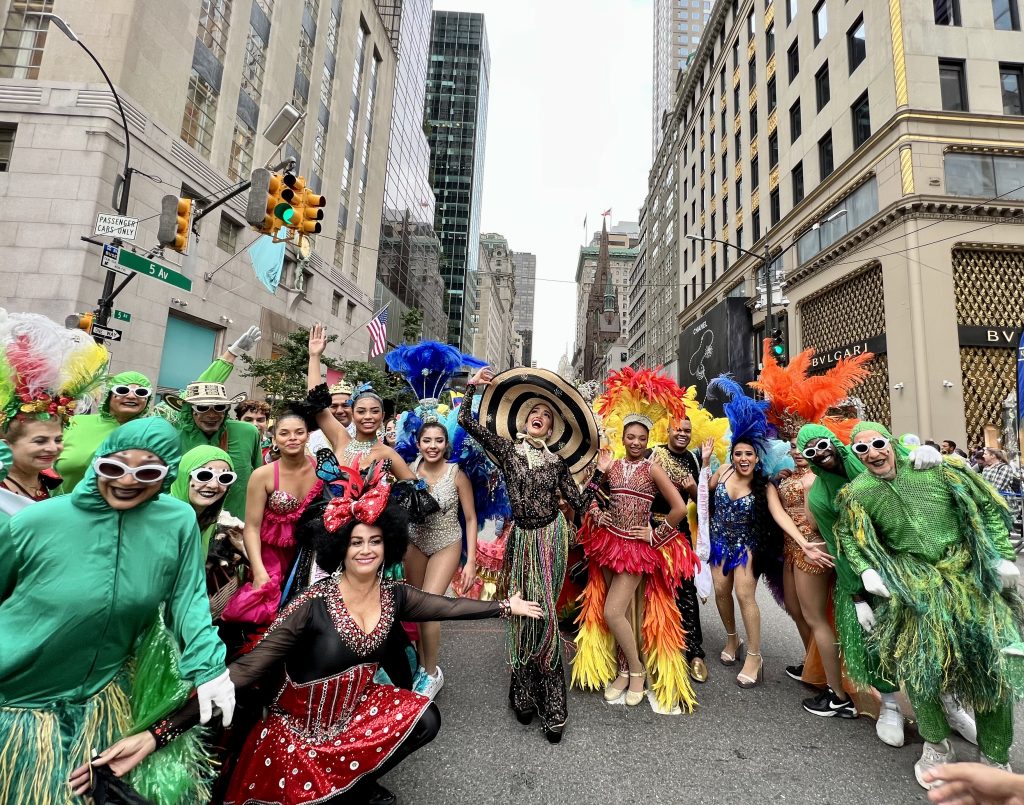 El tumbao del Carnaval de Barranquilla hizo vibrar el desfile de la Hispanidad en Nueva York
