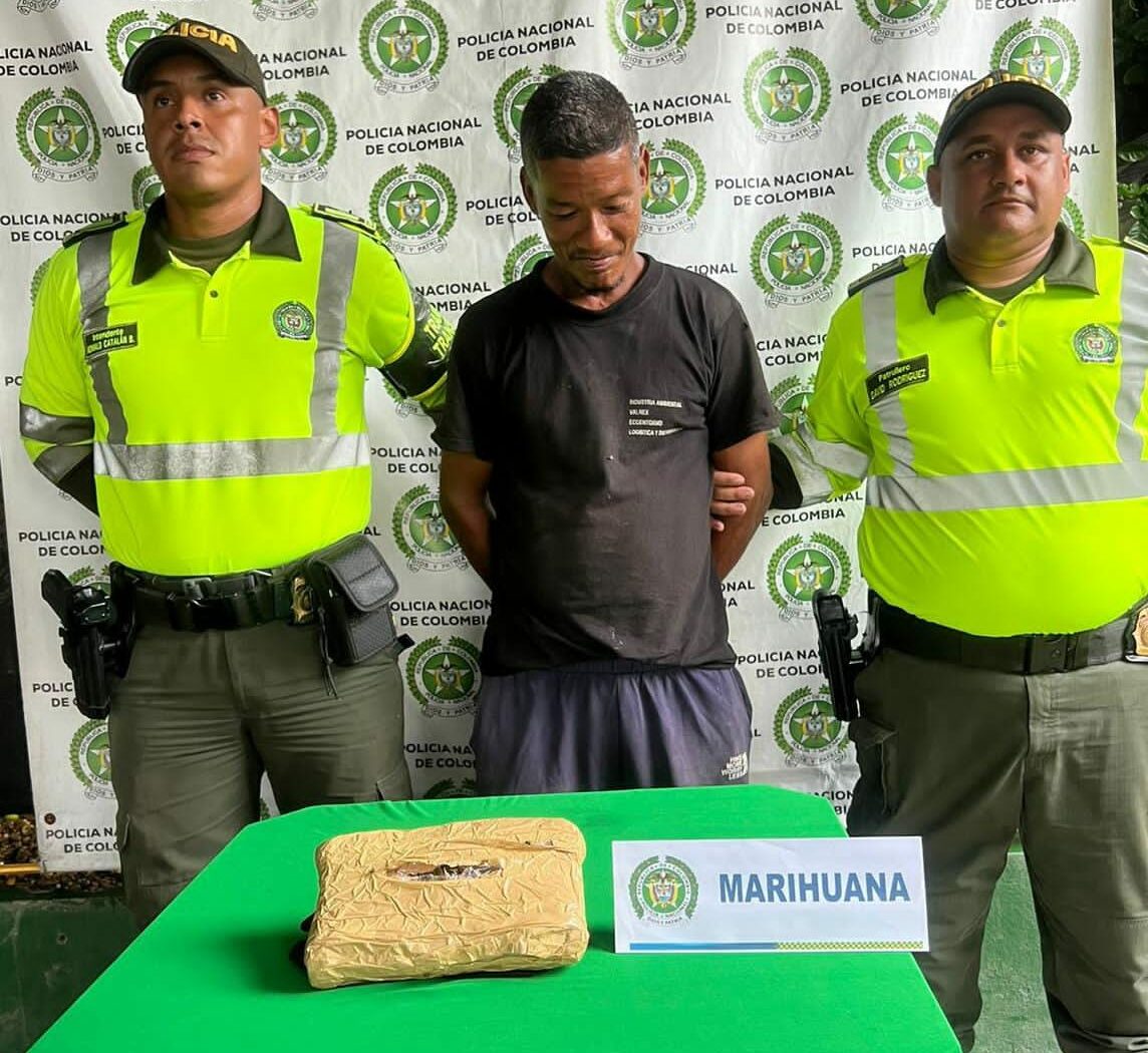 Exceso de confianza: Capturan a hombre que transitaba a pie con 500 gramos de marihuana vía Galapa-Baranoa