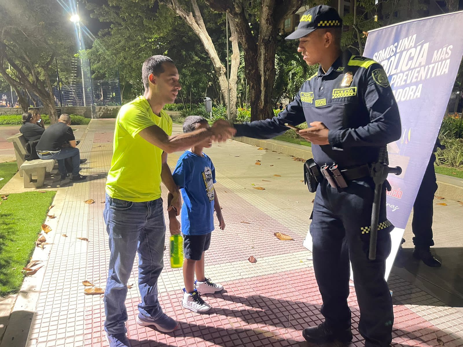Policía metropolitana de Barranquilla realiza campaña de prevención en diferentes sectores de la ciudad