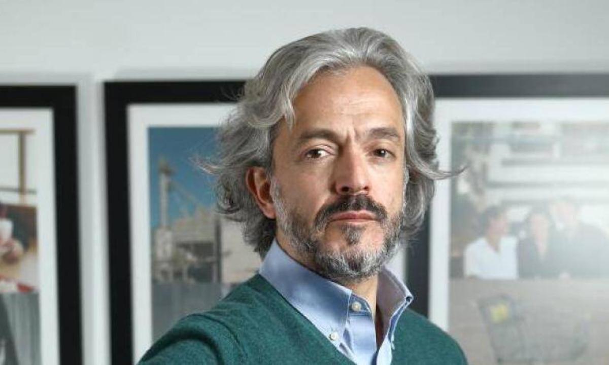 El excandidato a la Alcaldía de Bogotá Juan Daniel Oviedo hará subasta de arte para pagar deudas de campaña