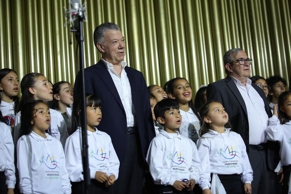 El mayor error del actual Gobierno es dar «patente de corso» a disidencias FARC aseguró el expresidente Juan Manuel Santos