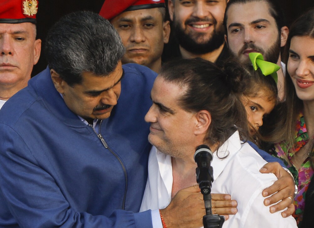 Nicolás Maduro recibe en el palacio presidencial a Alex Saab, tras su liberación en Estados Unidos