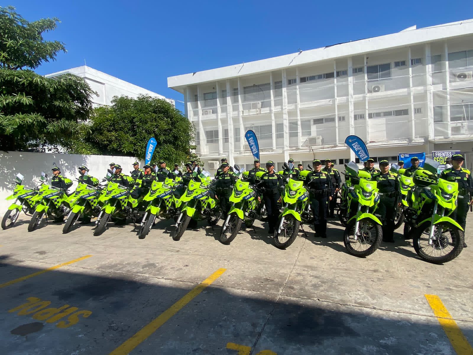 Policía metropolitana de Barranquilla y del departamento del Atlántico reciben 81 nuevas motocicleta