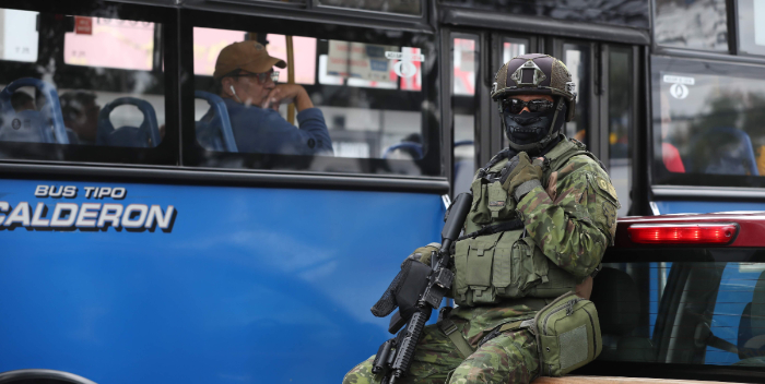 Transporte público, entre lo más vigilado en medio de crisis en Ecuador