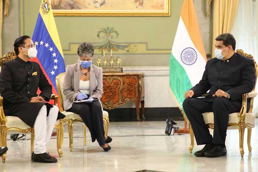 Venezuela e India buscan fortalecer la cooperación tras el alivio de sanciones económicas