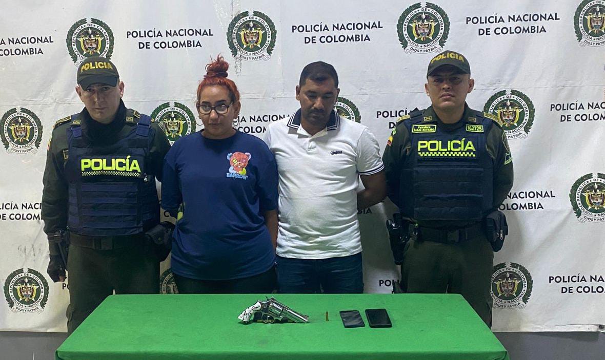 Durante planes operativos desplegados en Barranquilla, son capturadas dos personas por el delito de fabricación , tráfico o porte de armas de fuego