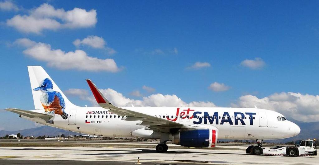 La aerolínea JetSmart empezará a operar vuelos internos en Colombia el 14 de marzo