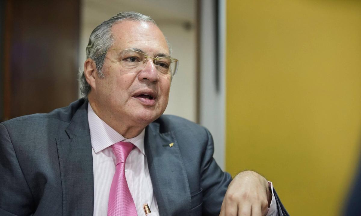 Presidente del Senado Iván Name critica propuesta de Gustavo Petro sobre una asamblea constituyente improvisada