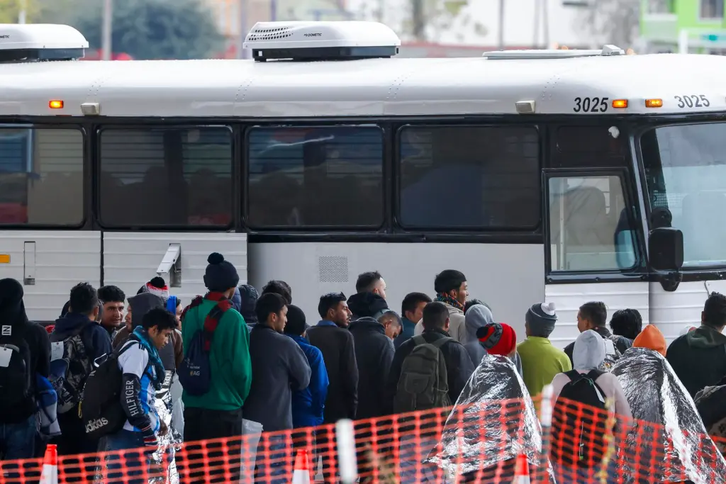 Nueva York demanda por 708 millones a compañías que han transportado migrantes a la ciudad
