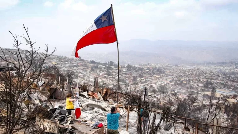 Chile declara luto nacional por devastadores incendios