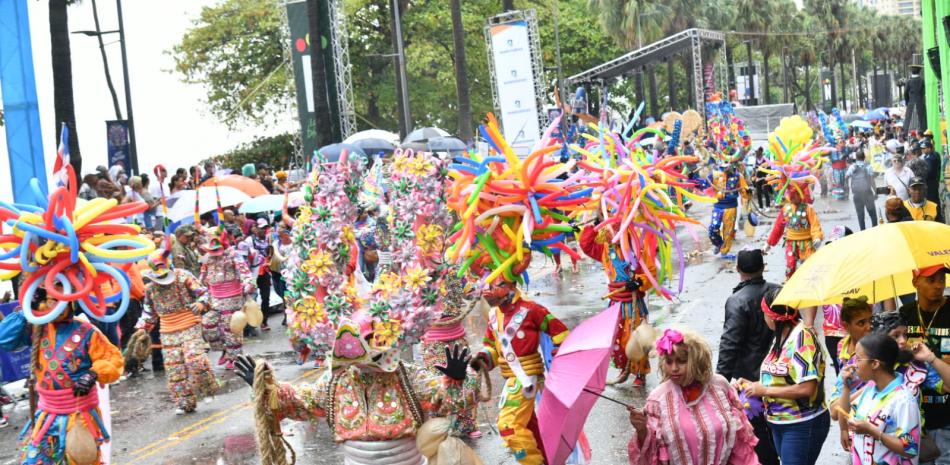 Inusual temporal de lluvias sorprende a Barranquilla en plena temporada de Carnaval