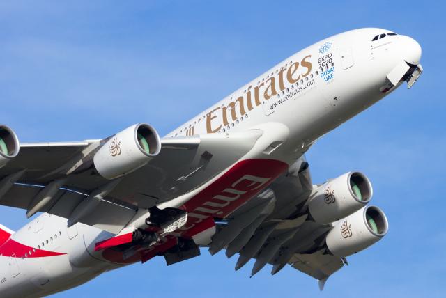 La Aeronáutica Civil aprueba la solicitud de la aerolínea Emirates para operar en Colombia